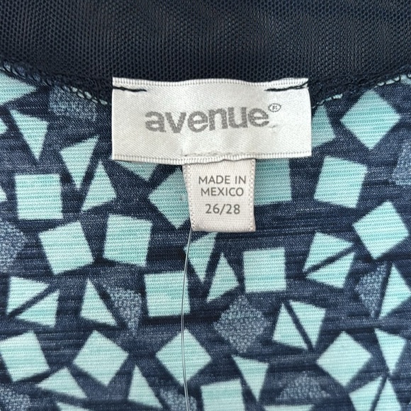 Women’s Plus Size Avenue Short Sleeve Top, 26/28 4X, Blue - Picture 3 of 6